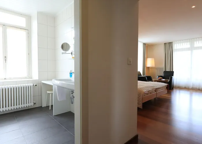 أوروبا فندق